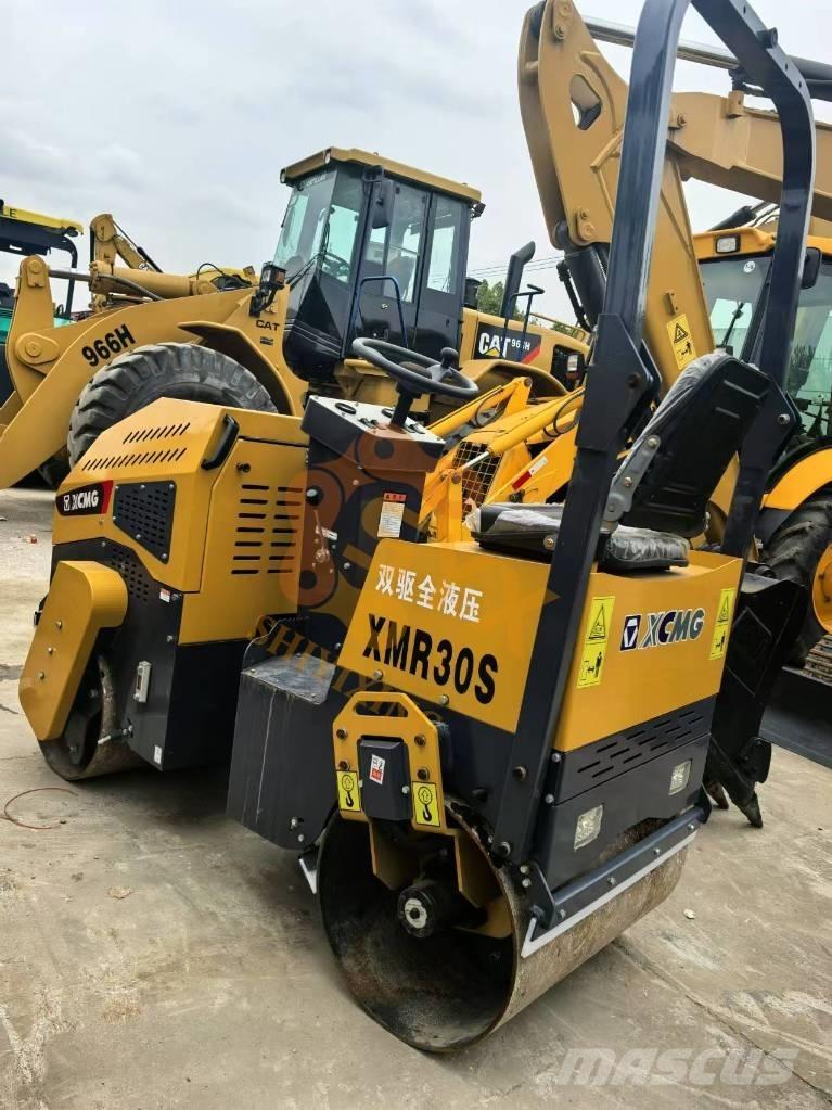 XCMG XMR 30S Valjci sa dvojnim bubnjem