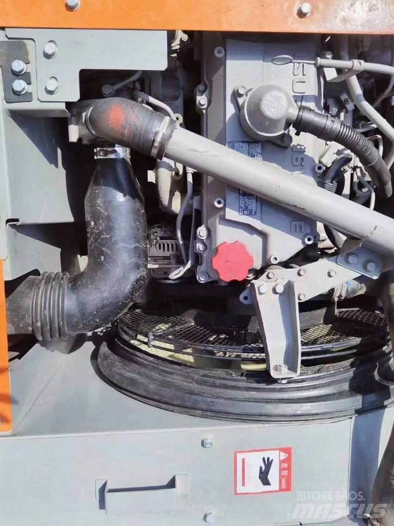 Hitachi Zaxis 200 LC Bageri gusjeničari