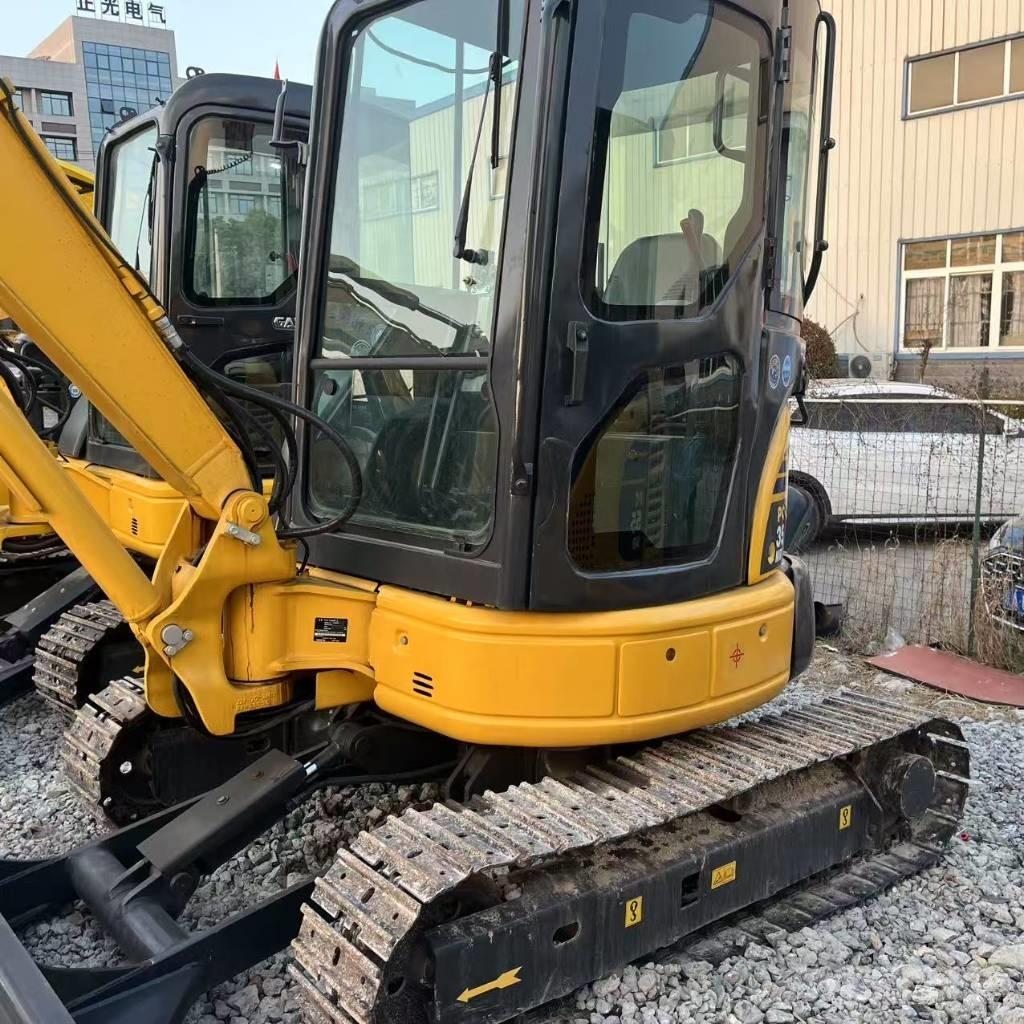 Komatsu PC 35 MR Mini bageri <7t