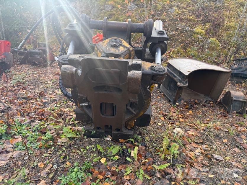 CASE CX210 Bageri gusjeničari