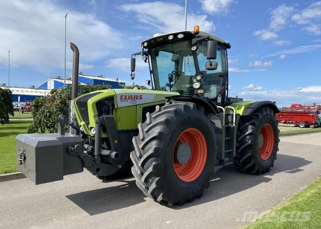 CLAAS Xerion 3800 Traktori