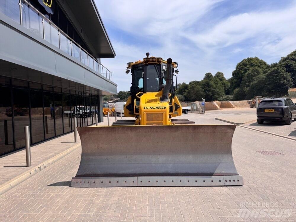 Komatsu D51PXi-24EO Buldožeri gusjeničari