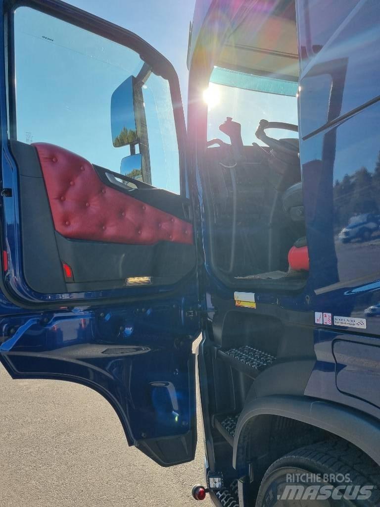 Volvo FH 13 500 TC Rol kiper kamioni s kukama za dizanje