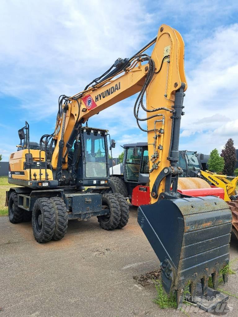 Hyundai HW140 Bageri na kotačima