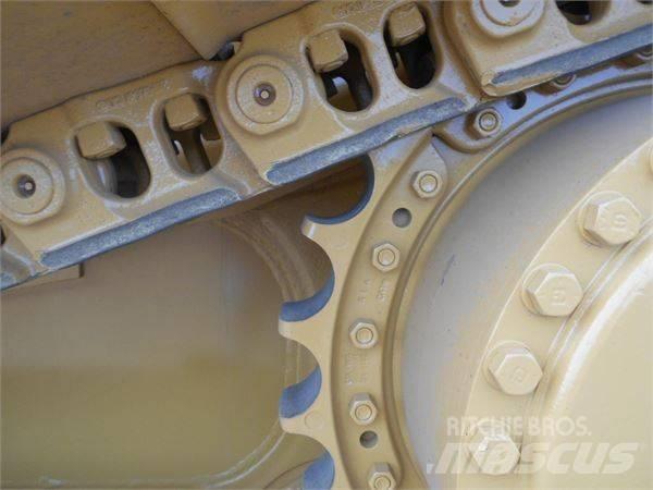 CAT D 7 H Buldožeri gusjeničari