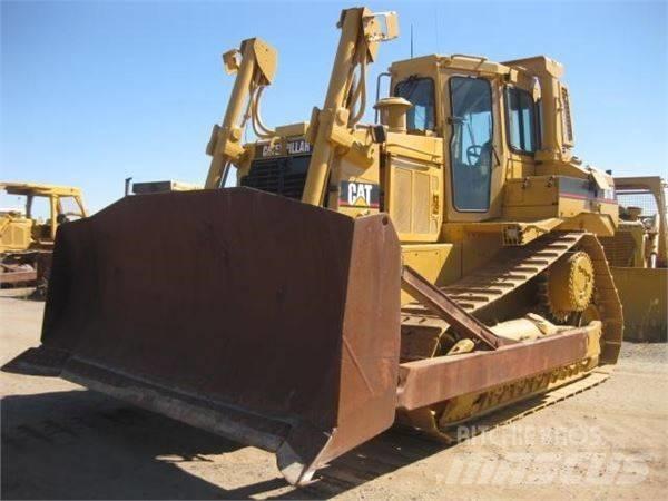 CAT D 7 H Buldožeri gusjeničari