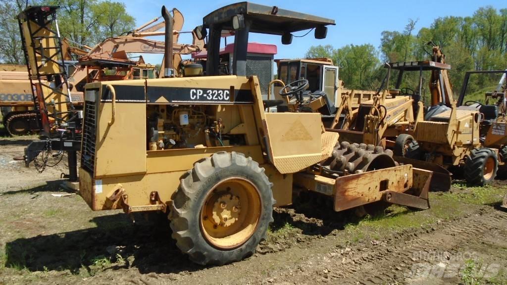CAT CP 323 C Kombinovani valjci
