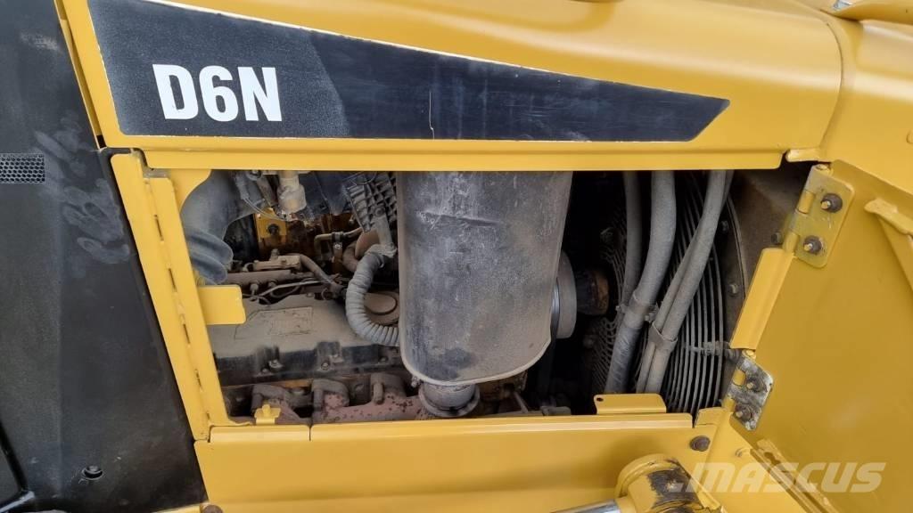 CAT D 6 N LGP Buldožeri gusjeničari