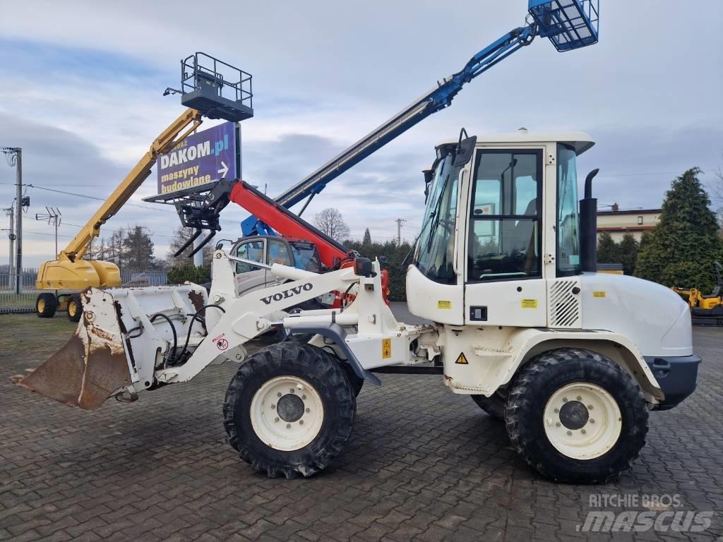 Volvo L 30 B Utovarivači na kotačima