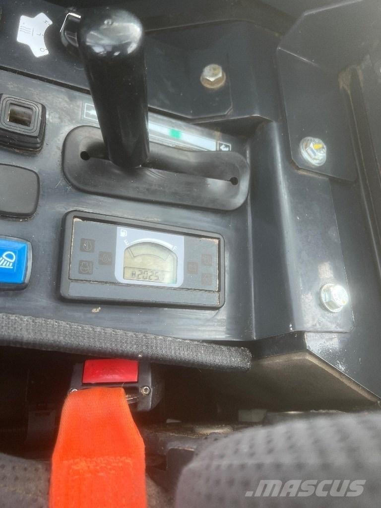 Hitachi Zx26-6 CLR Mini bageri <7t