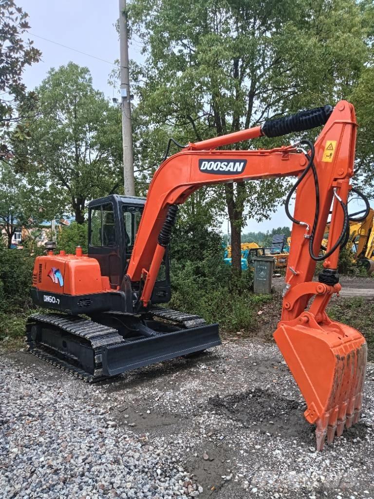 Doosan DH 60-7 Bageri gusjeničari