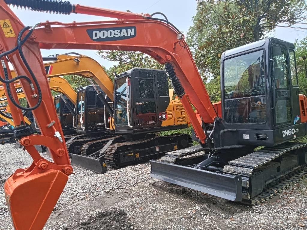 Doosan DH 60-7 Bageri gusjeničari