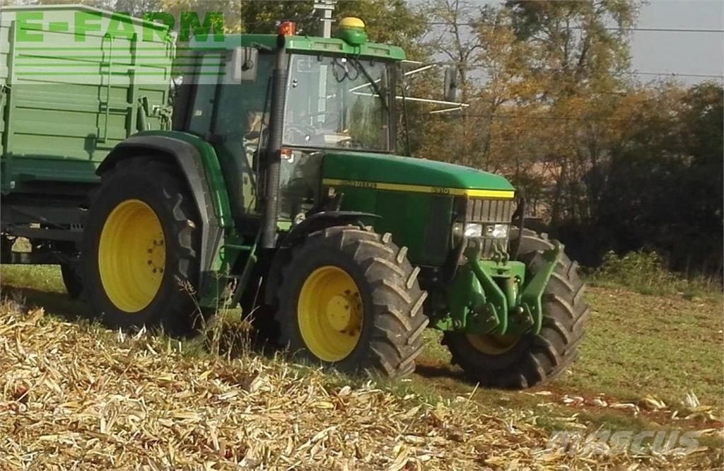 John Deere 6910 Traktori