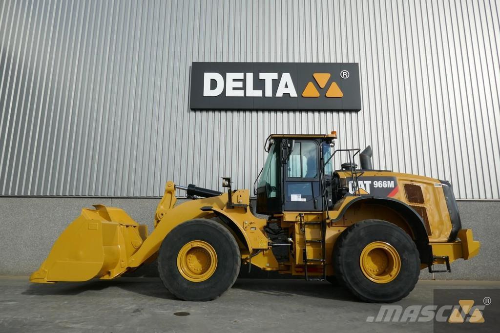 CAT 966M Utovarivači na kotačima