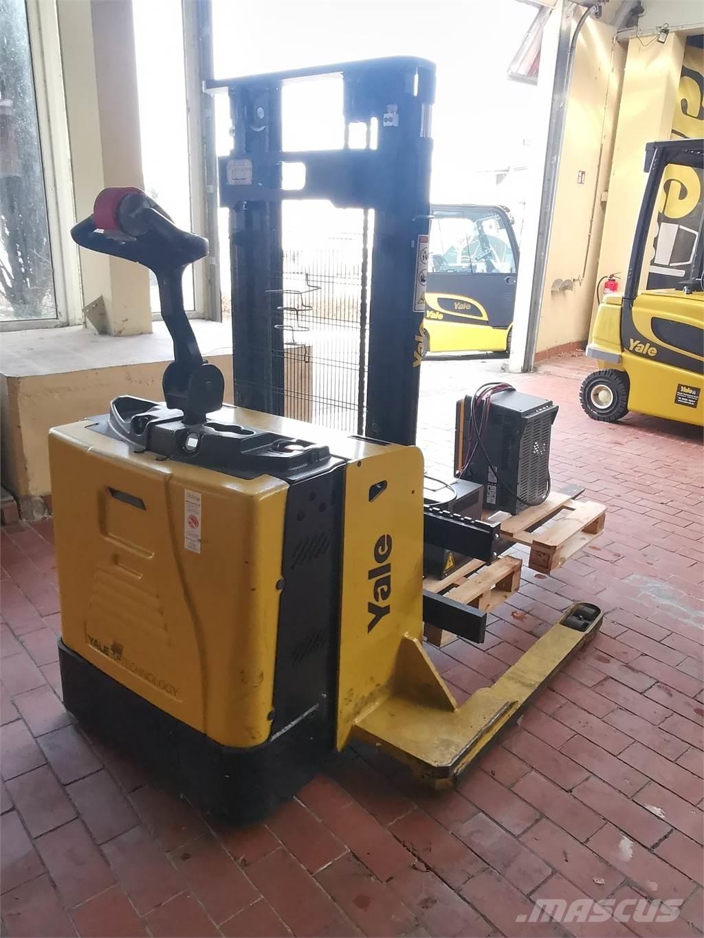 Yale MS15XSL Ručni električni viličar