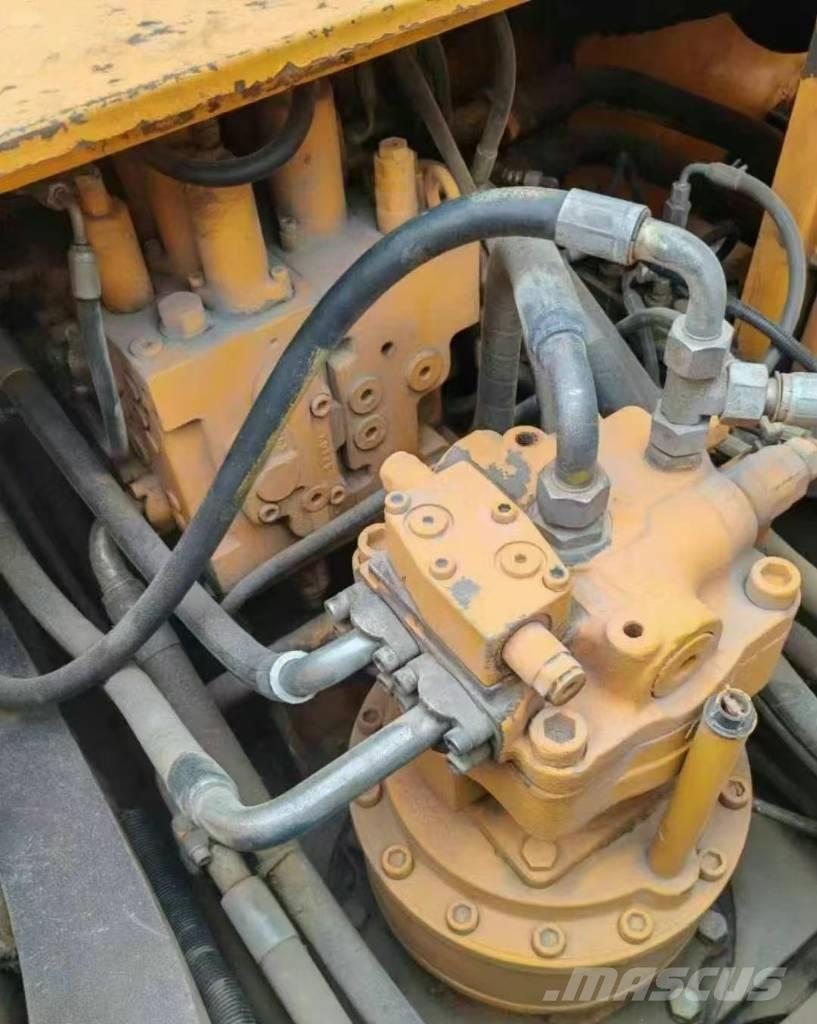 Sany SY 215 C Bageri gusjeničari