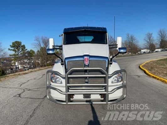 Kenworth T 680 Traktorske jedinice