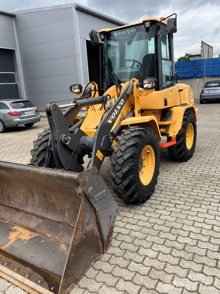 Volvo L 30 G Utovarivači na kotačima