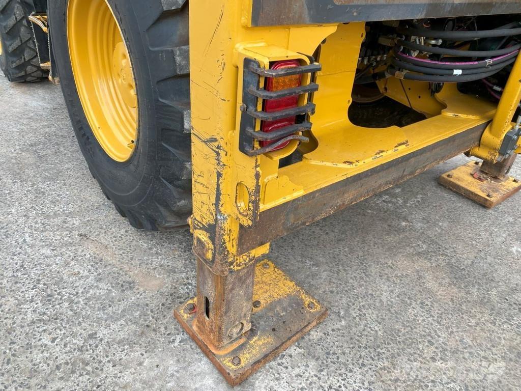 CAT 432F2 NVT Utovarni rovokopači