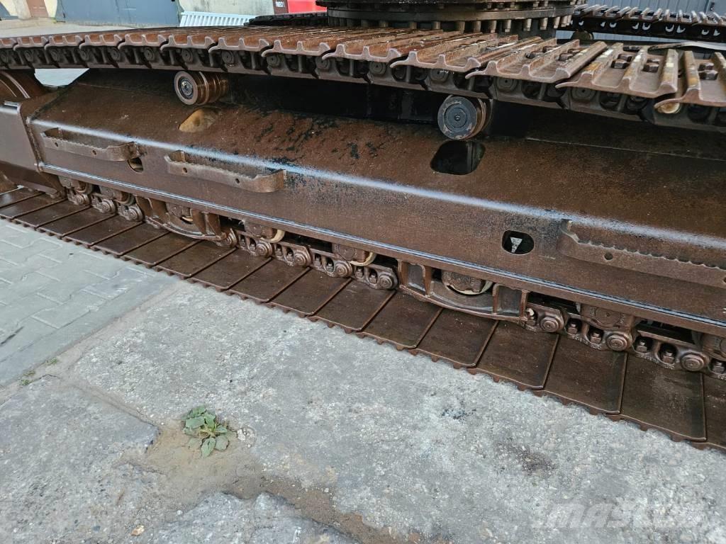 CAT 323 Bageri gusjeničari