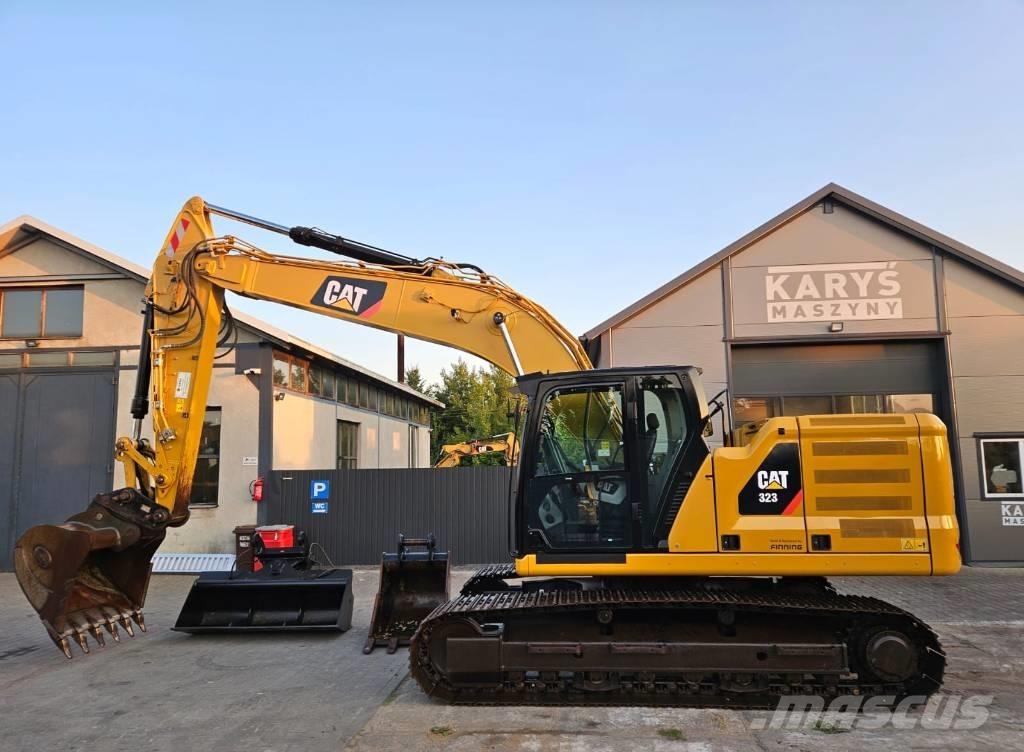 CAT 323 Bageri gusjeničari