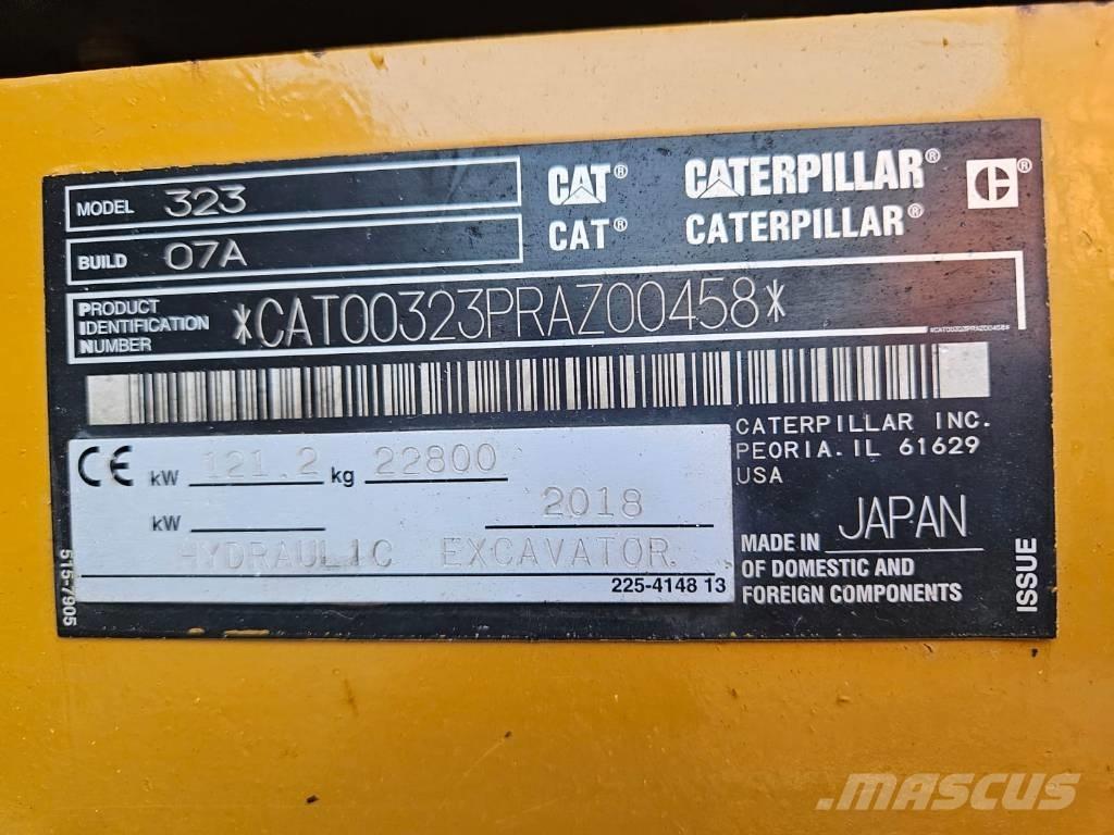 CAT 323 Bageri gusjeničari