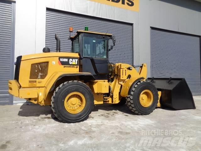 CAT 938M Utovarivači na kotačima
