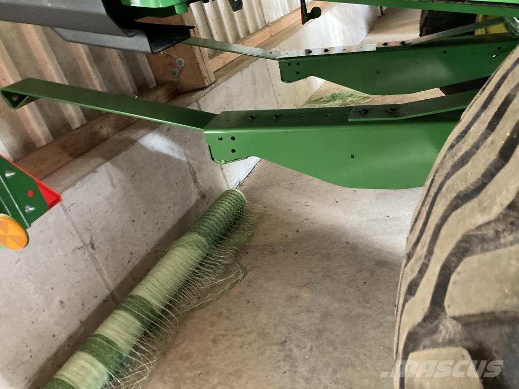 John Deere V461M Rolo balirke