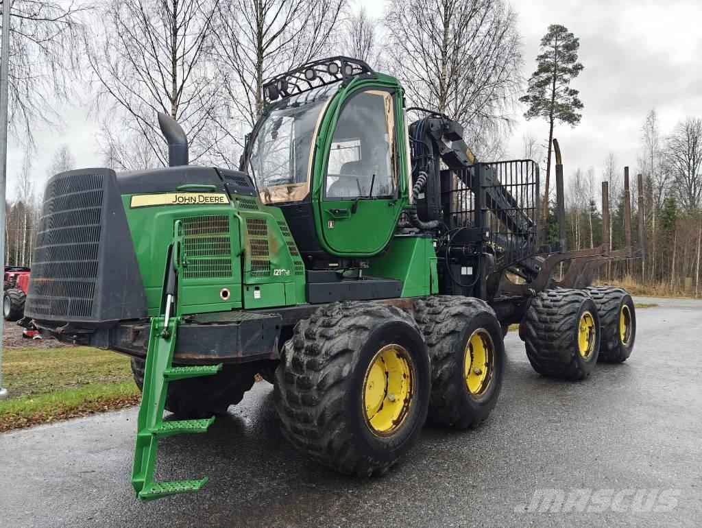 John Deere 1210 E Forvarderi