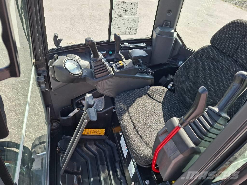 CASE CX 17 D Mini bageri <7t