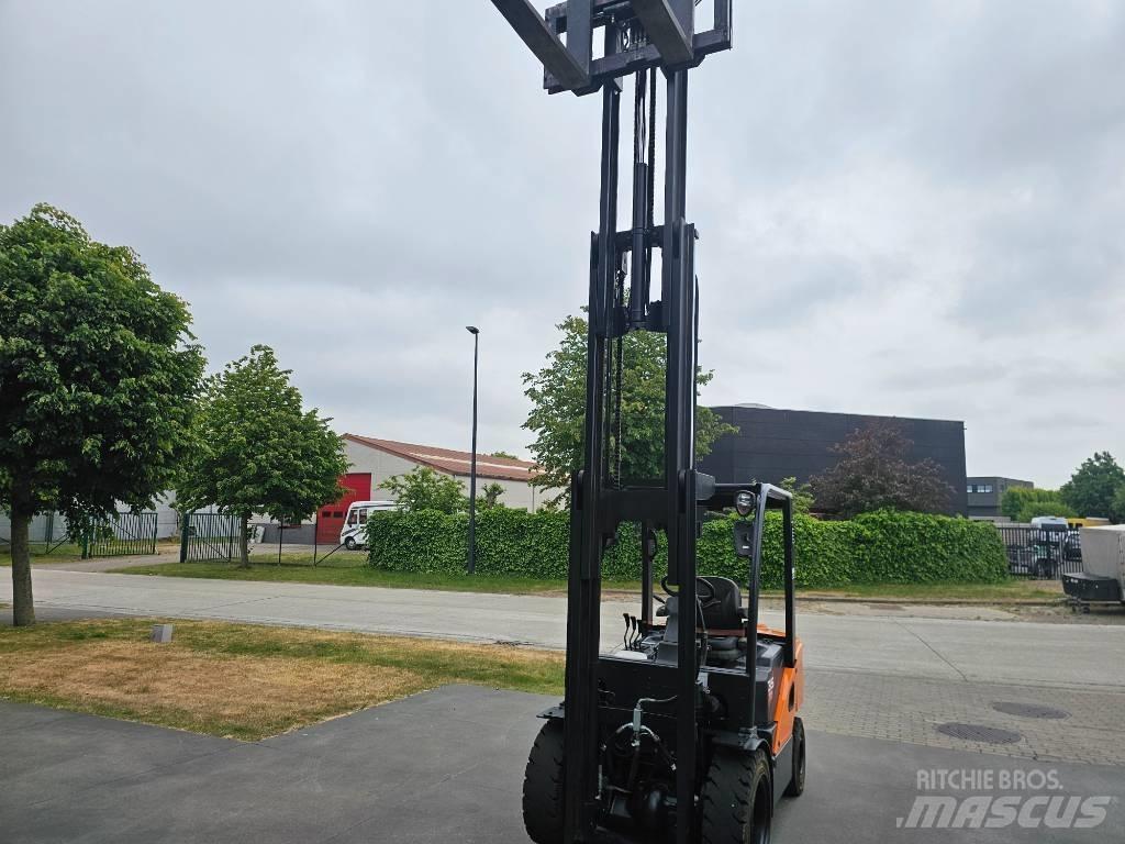 Doosan D 35 S-7 Dizelski viličari
