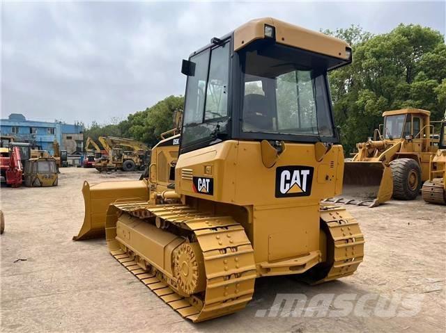 CAT D 5 K Buldožeri gusjeničari
