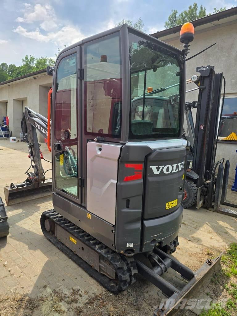 Volvo EC 18 E Mini bageri <7t