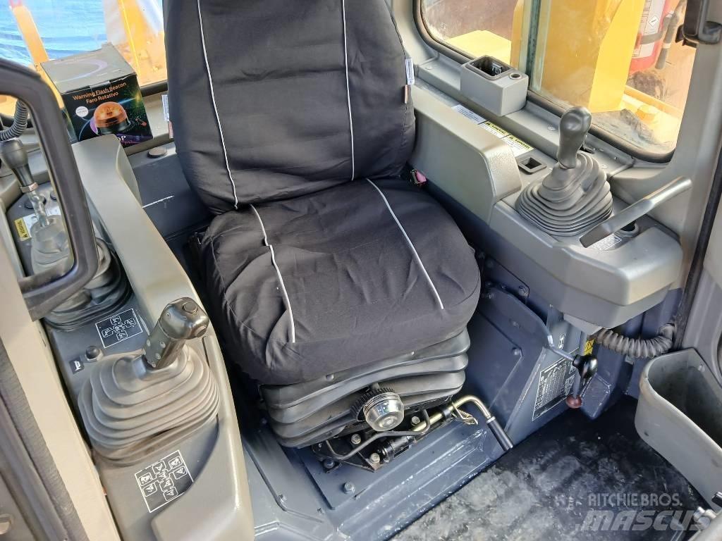 Komatsu D375AX Buldožeri gusjeničari