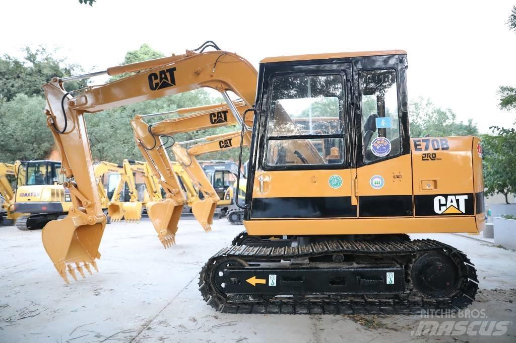 CAT E 70 B Mini bageri <7t
