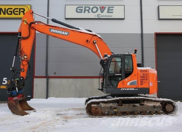 Doosan DX235LCR-5 Bageri gusjeničari