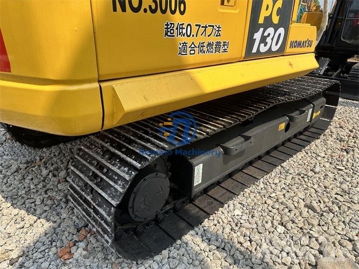 Komatsu PC 130 Bageri gusjeničari