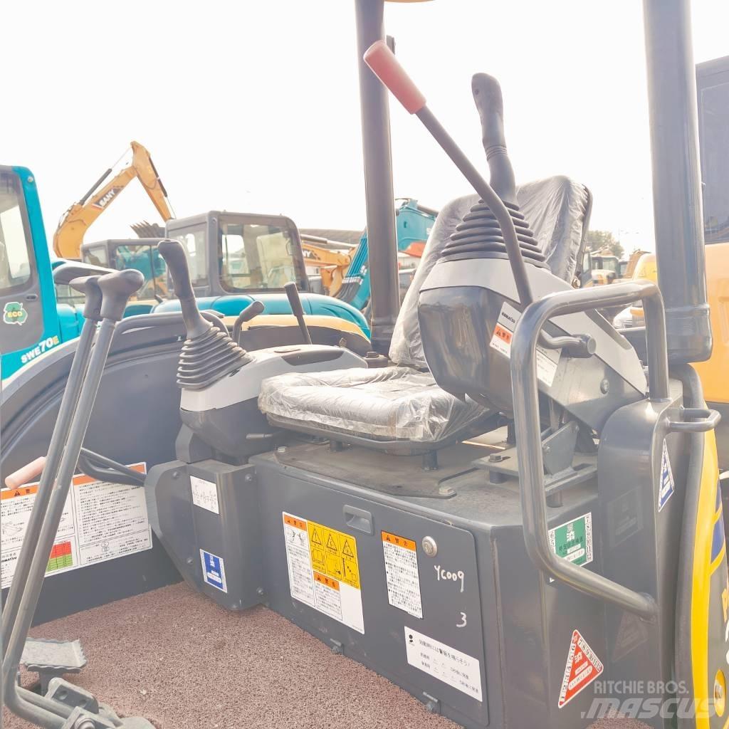 Komatsu PC30MR-3 Mini bageri <7t