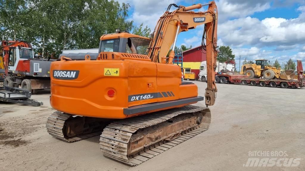 Doosan DX 140 LC-3 Bageri gusjeničari