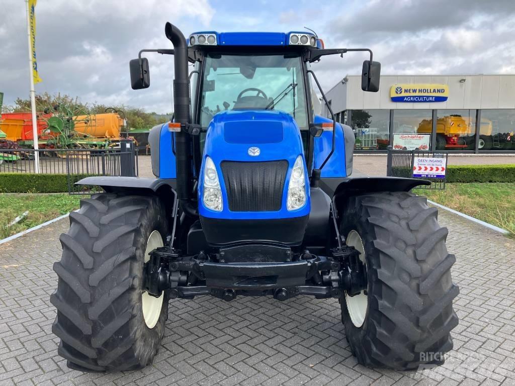 New Holland TVT 145 Traktori