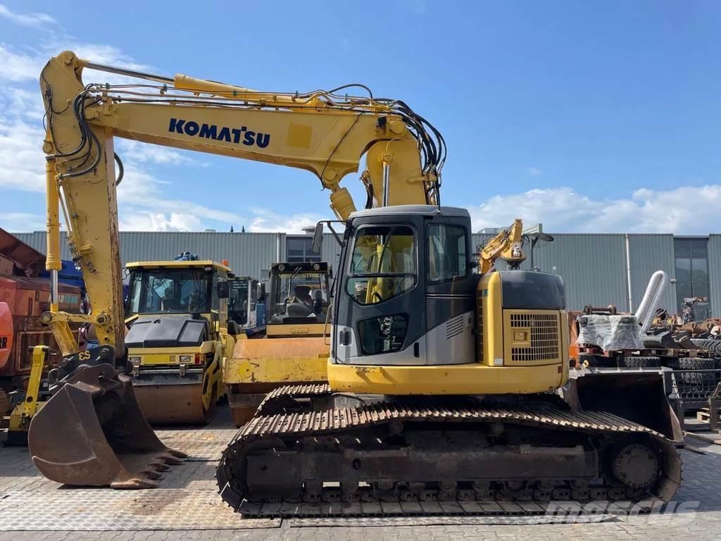 Komatsu PC228US-3 Bageri gusjeničari