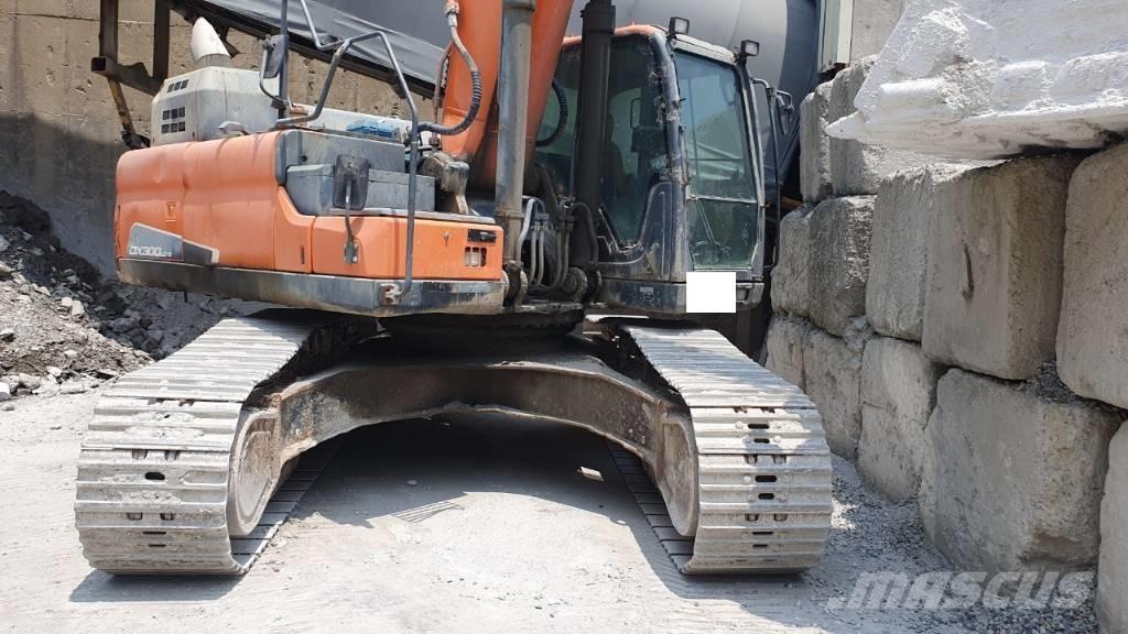 Doosan DX 300 LC-5 Bageri gusjeničari