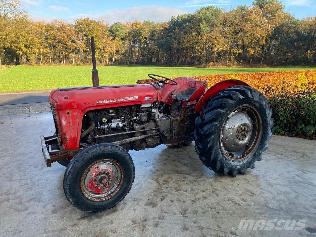 Massey Ferguson 35 Traktori