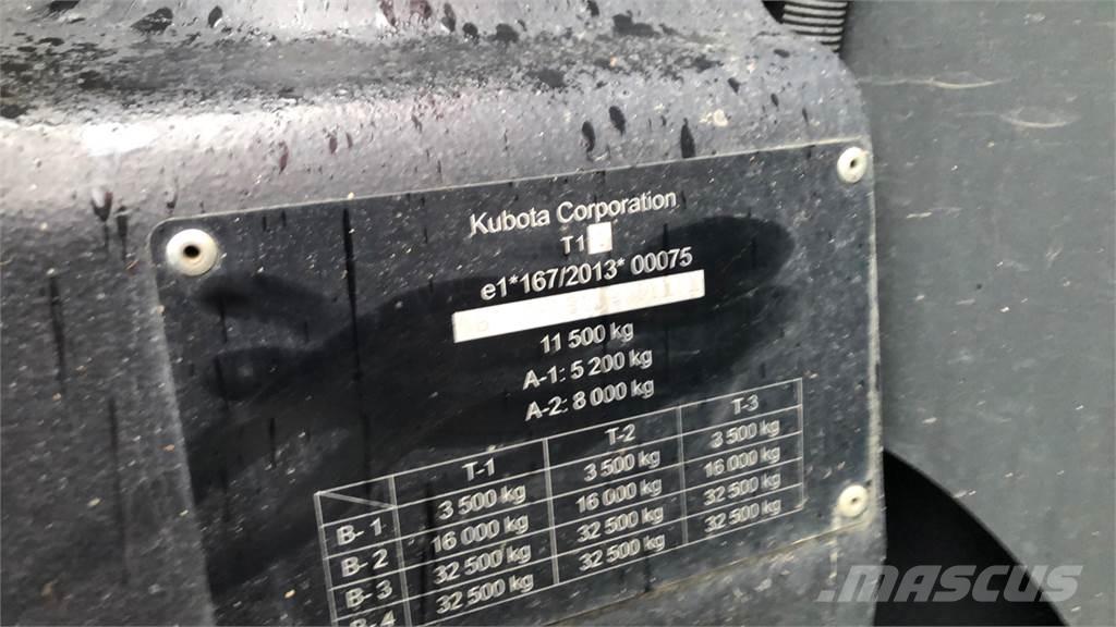 Kubota M7172 FL Traktori