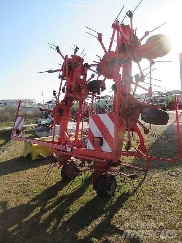 Kuhn GF8702 Okretači i sakupljači sijena