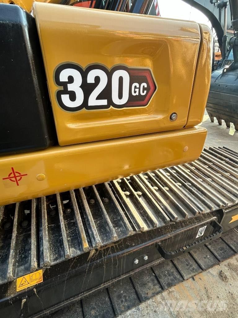 CAT 320GC Bageri gusjeničari