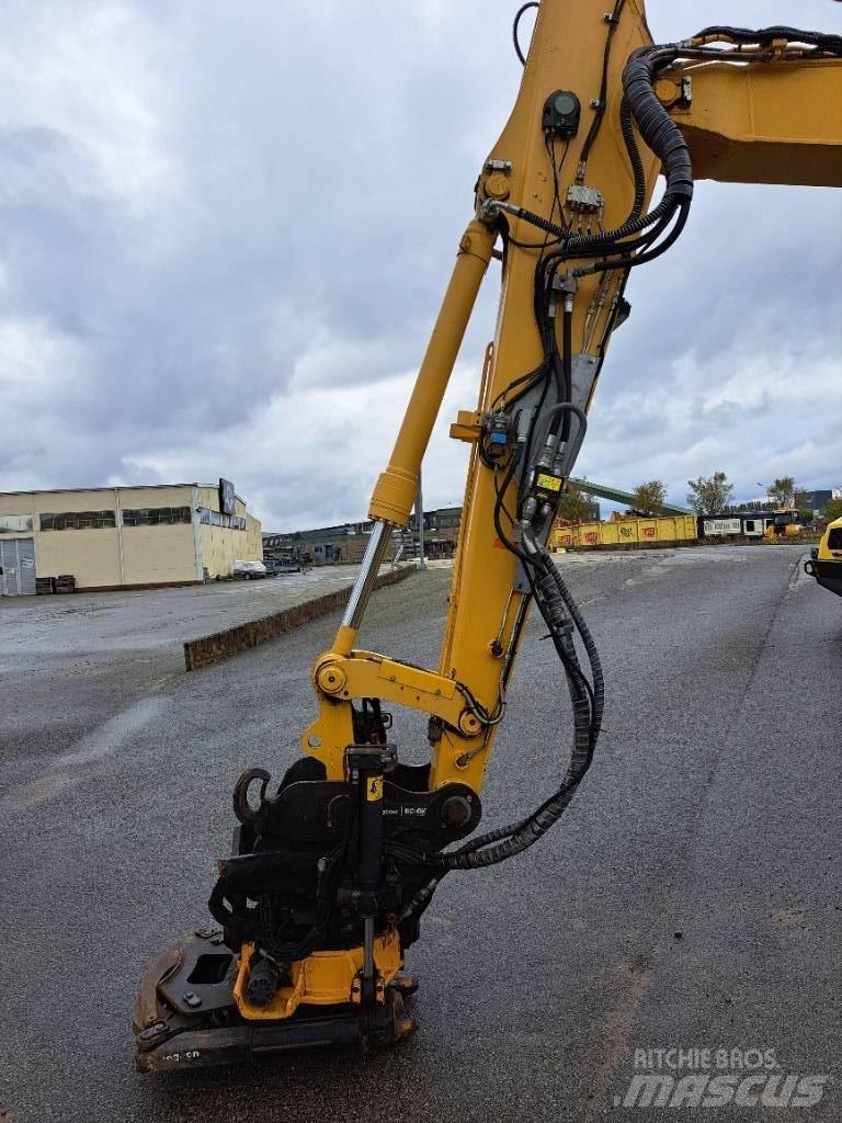 Komatsu PW148-11 Bageri na kotačima