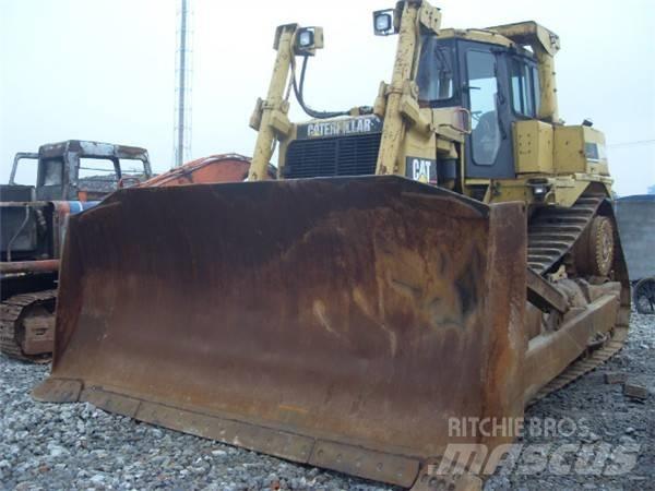 CAT D 9 R Buldožeri gusjeničari