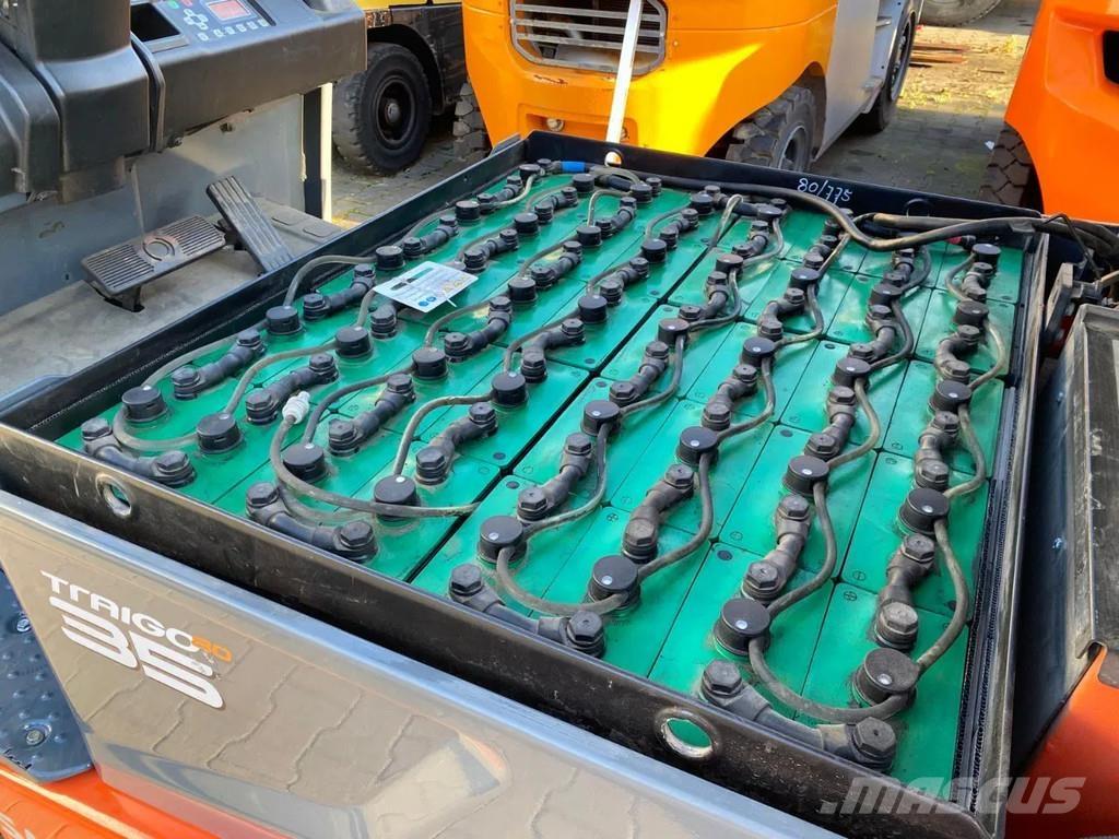 Toyota 8FBMT35 Električni viličari