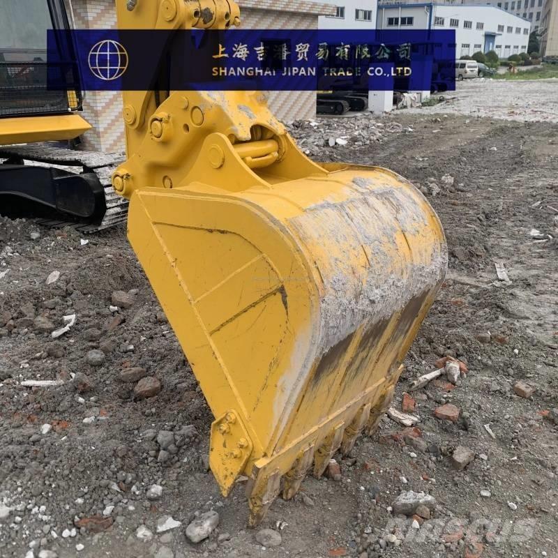 Komatsu PC 130 Bageri gusjeničari